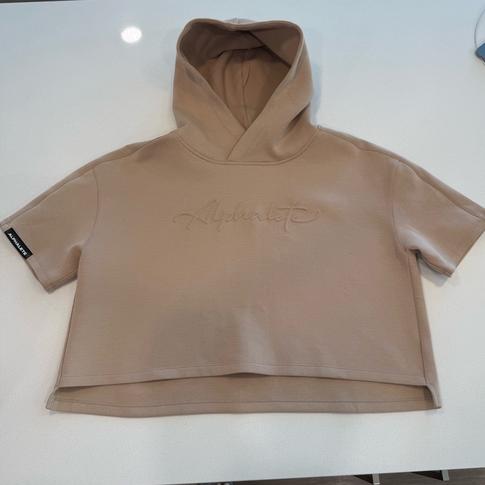 Alphalete* Women Medium Nude hooded Crop Top